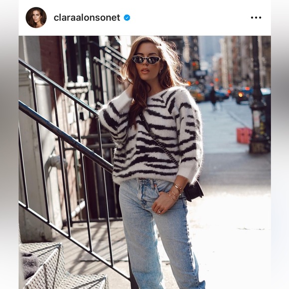 Bash parish black and white sweater size 2 - Picture 2 of 8